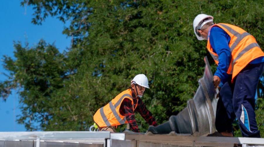 Professional Flat Roofing Installation in Big Falls, WI